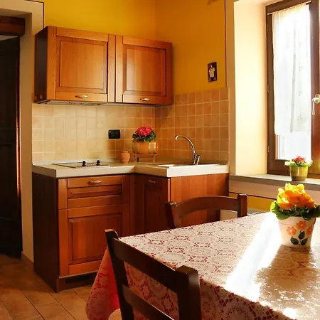 Apartment 2 Bedrooms Appartement With Shared Pool And Wifi At Montecarotto *