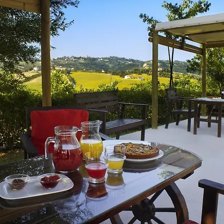 2 Bedrooms Appartement With Shared Pool And Wifi At Montecarotto